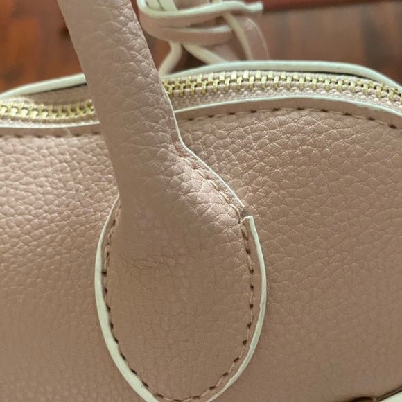 Bebe purse - Picture 3 of 5